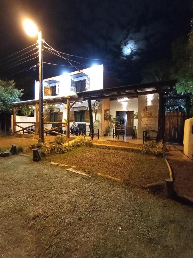 Cerca Del Rio Bed & Breakfast Carmen del Paraná Exterior foto